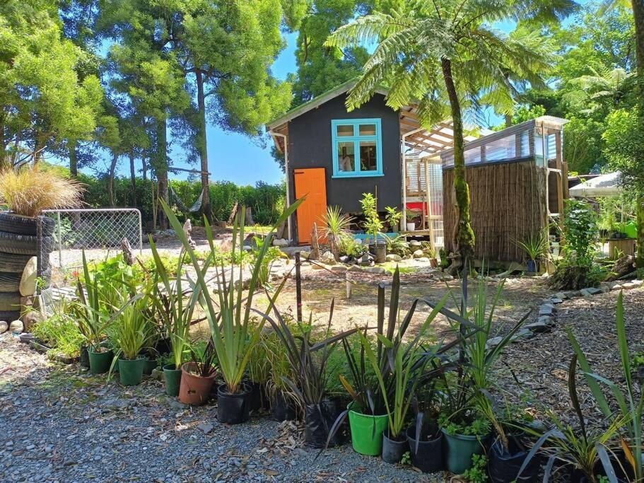 Barrytown Gumboot Paradise Eco Stay מראה חיצוני תמונה