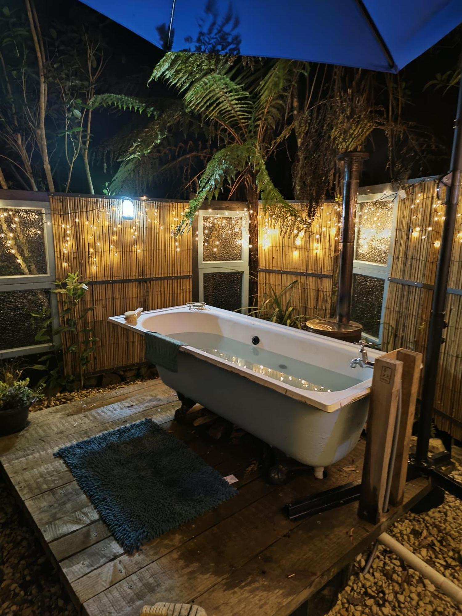 Barrytown Gumboot Paradise Eco Stay מראה חיצוני תמונה