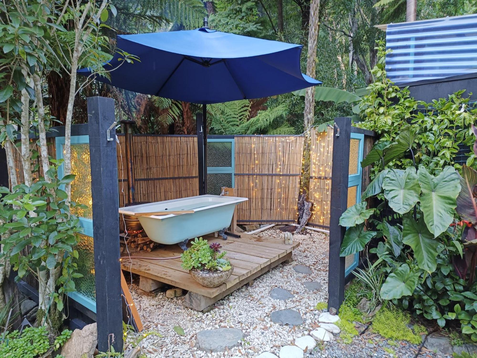 Barrytown Gumboot Paradise Eco Stay מראה חיצוני תמונה