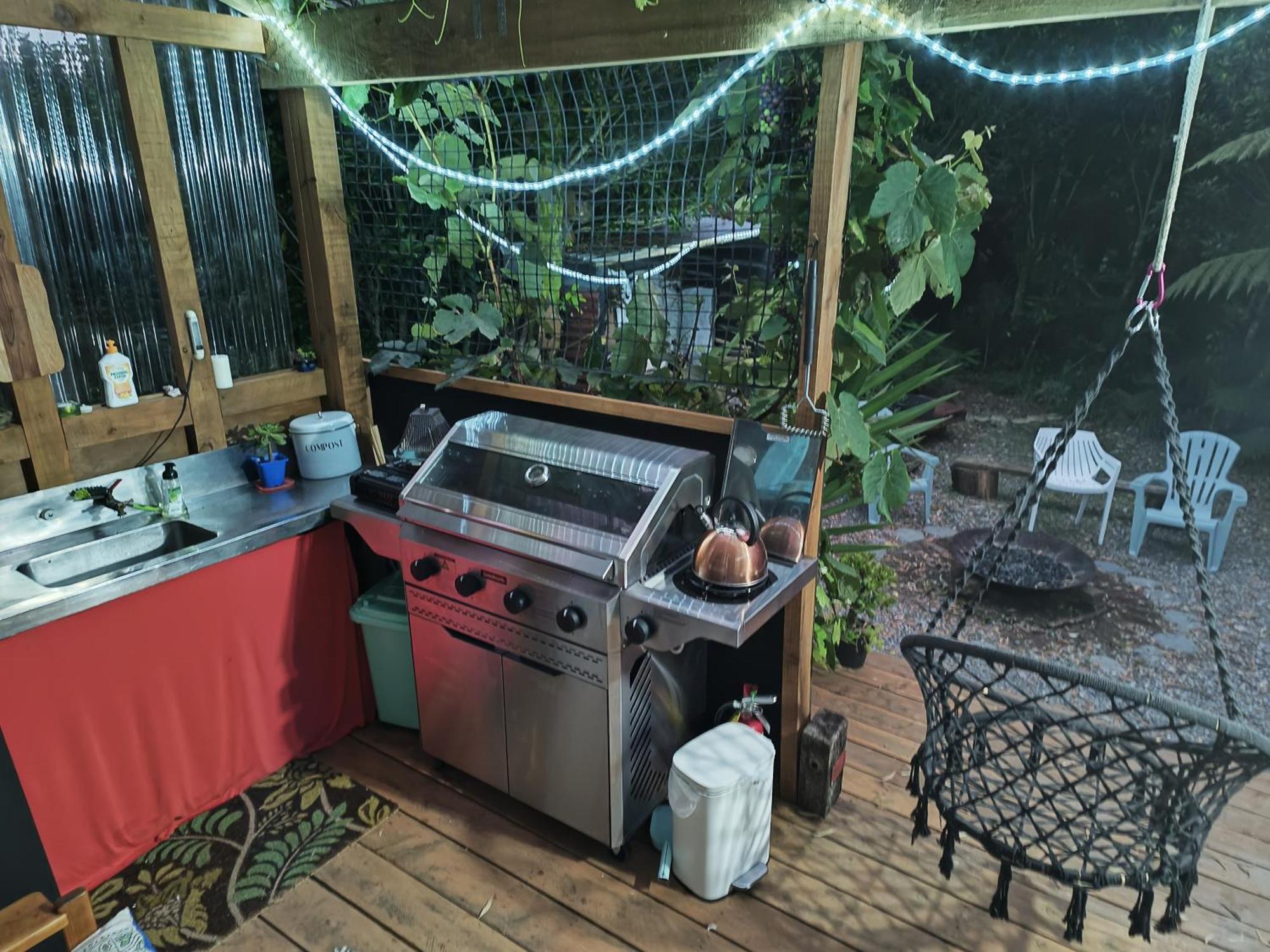 Barrytown Gumboot Paradise Eco Stay מראה חיצוני תמונה